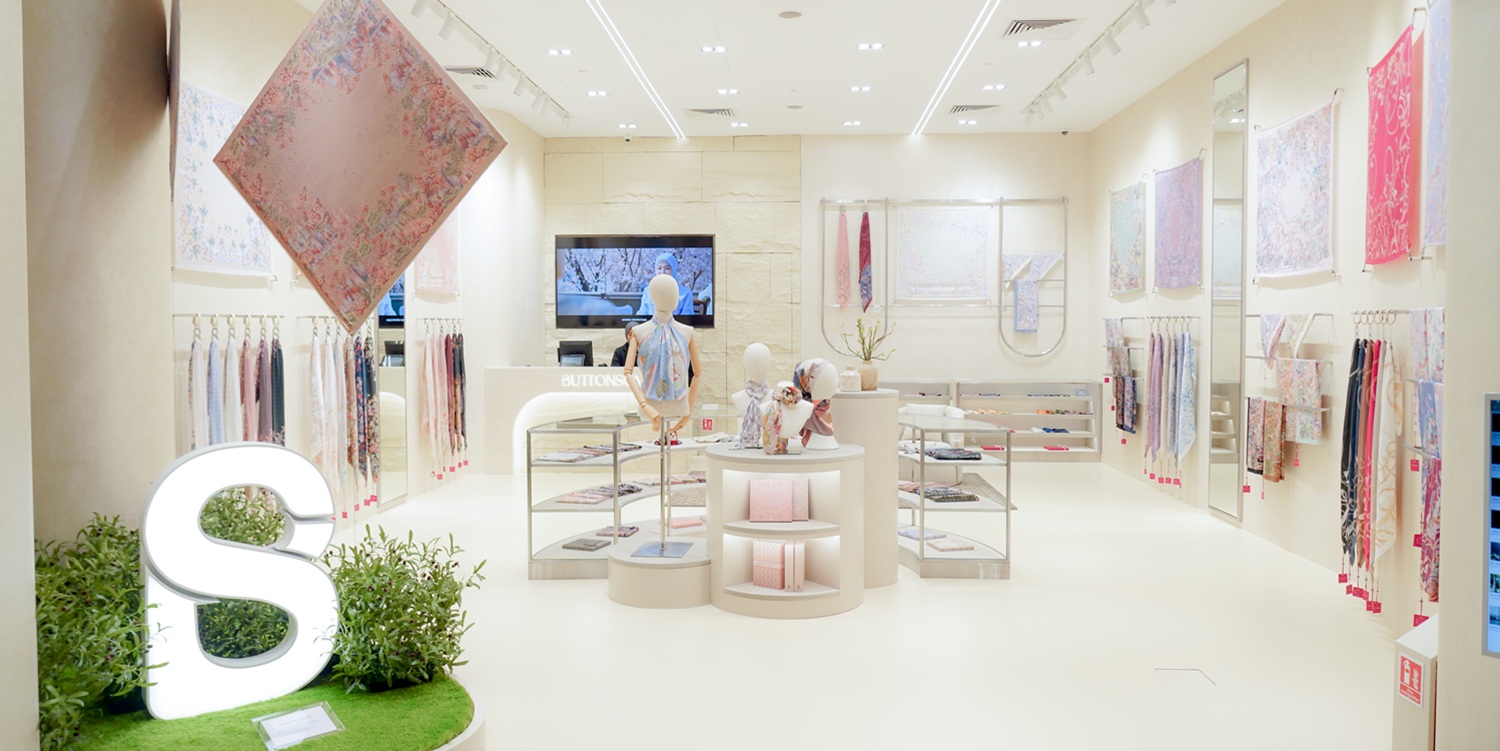 Buttonscarves ekspansi ke Singapura