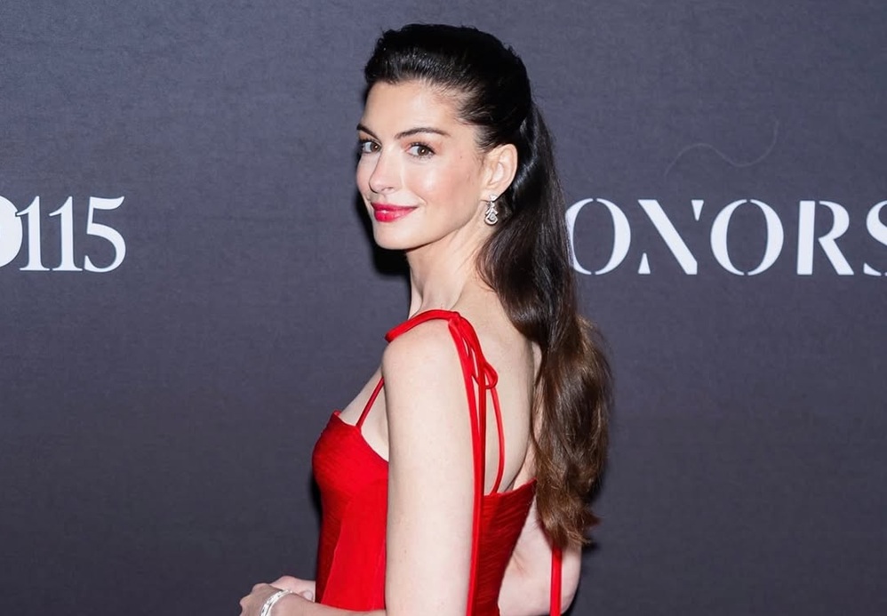 Anne Hathaway